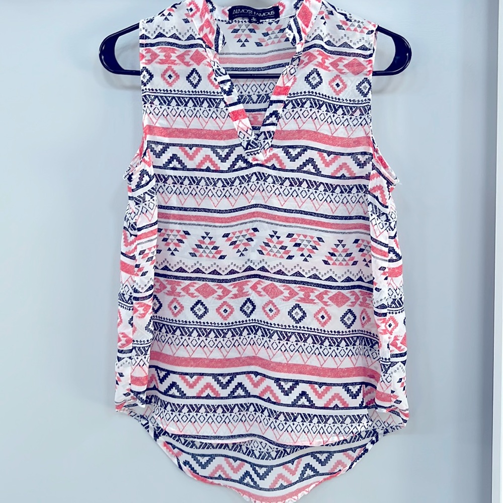 Sleeveless top size small